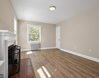 8505 Flower Avenue - Photo Thumbnail 7