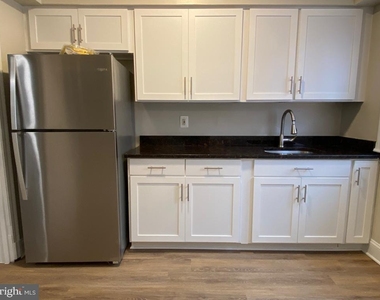 8505 Flower Avenue - Photo Thumbnail 11