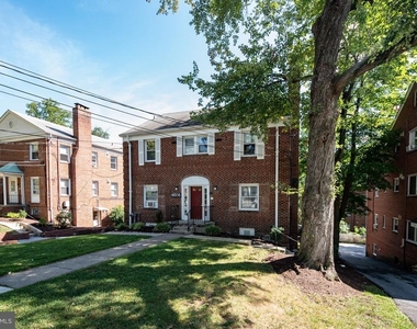 8505 Flower Avenue - Photo Thumbnail 3