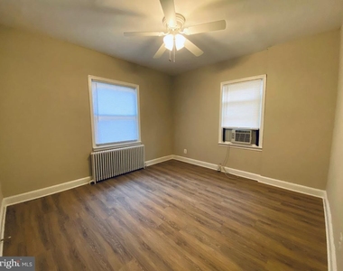8505 Flower Avenue - Photo Thumbnail 5