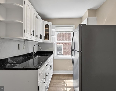 8505 Flower Avenue - Photo Thumbnail 11
