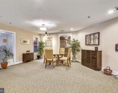 5716 Chapman Mill Drive - Photo Thumbnail 22