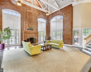 5716 Chapman Mill Drive - Photo Thumbnail 23