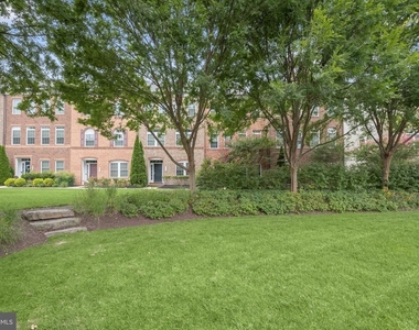 8120 Westside Boulevard - Photo Thumbnail 1