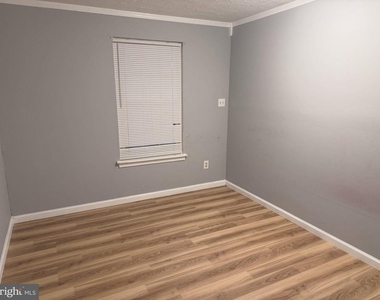 220 Ferring Court - Photo Thumbnail 10