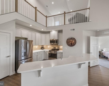 3510 Starlight Street - Photo Thumbnail 7