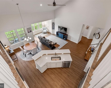 3510 Starlight Street - Photo Thumbnail 6