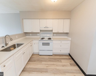 510 S Main Street - Photo Thumbnail 12