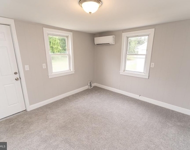 113 Davis Lane - Photo Thumbnail 7