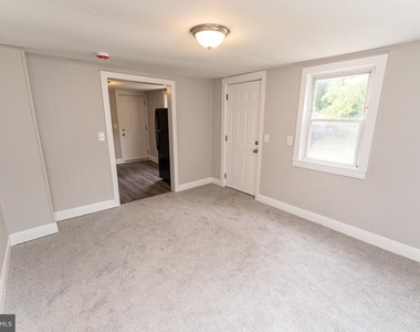 113 Davis Lane - Photo Thumbnail 6