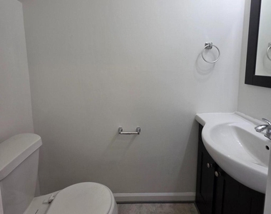 404 Trefoil Place - Photo Thumbnail 5