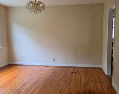3109 Smith - Photo Thumbnail 2