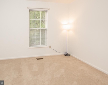 632 Lions Gate Lane - Photo Thumbnail 14