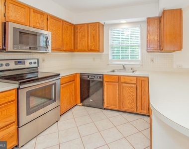 632 Lions Gate Lane - Photo Thumbnail 7