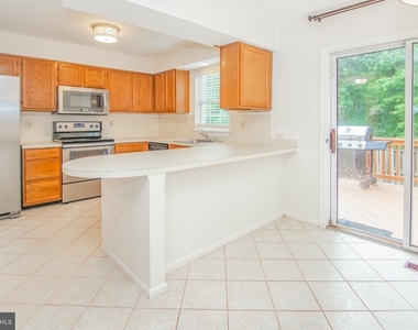 632 Lions Gate Lane - Photo Thumbnail 8