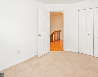 632 Lions Gate Lane - Photo Thumbnail 17