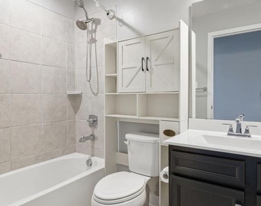 529 Swansea Drive - Photo Thumbnail 21