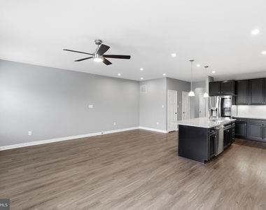 529 Swansea Drive - Photo Thumbnail 6