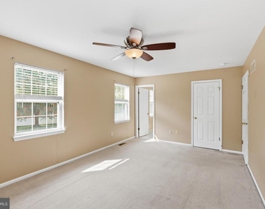 251 N Caroline Place - Photo Thumbnail 25