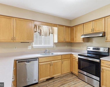 251 N Caroline Place - Photo Thumbnail 15
