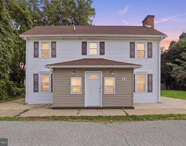 4 Thorn Street - Photo Thumbnail 1