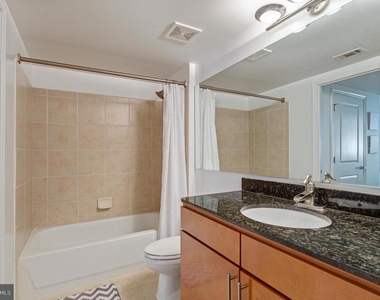 915 E Street Nw - Photo Thumbnail 20