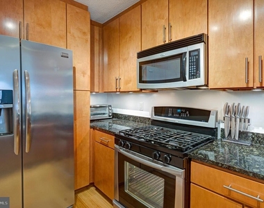 915 E Street Nw - Photo Thumbnail 25
