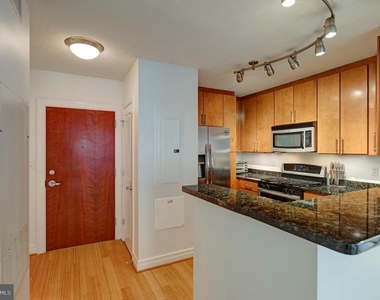 915 E Street Nw - Photo Thumbnail 30