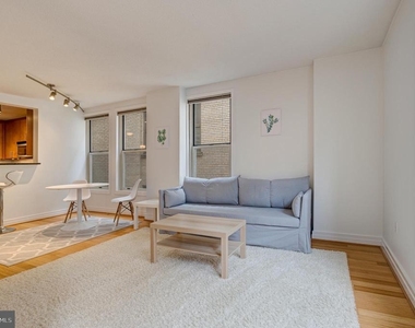 915 E Street Nw - Photo Thumbnail 7