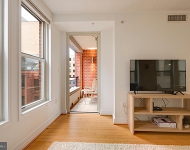 915 E Street Nw - Photo Thumbnail 8