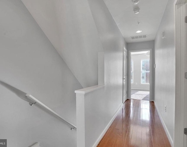 909 5th Street Se - Photo Thumbnail 11