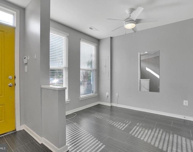 909 5th Street Se - Photo Thumbnail 20