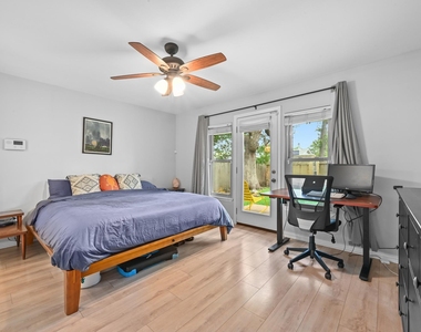 2509 Redleaf Ln - Photo Thumbnail 10
