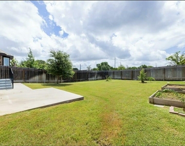 3451 Mayfield Ranch Blvd - Photo Thumbnail 10