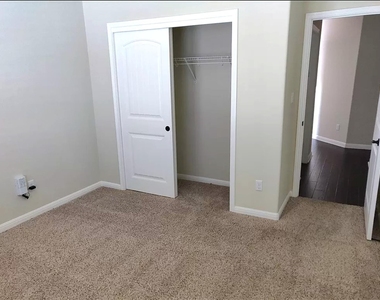 3451 Mayfield Ranch Blvd - Photo Thumbnail 7