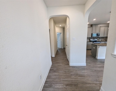 2471 Sunrise Rd - Photo Thumbnail 5