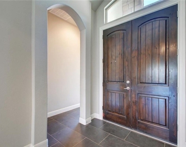 810 Wilson Ranch Pl - Photo Thumbnail 14