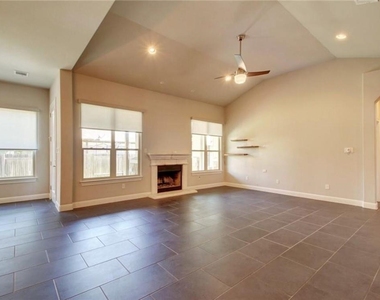 810 Wilson Ranch Pl - Photo Thumbnail 6
