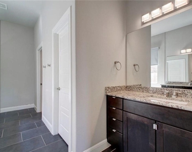 810 Wilson Ranch Pl - Photo Thumbnail 18