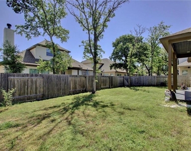 810 Wilson Ranch Pl - Photo Thumbnail 29