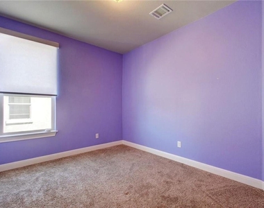 810 Wilson Ranch Pl - Photo Thumbnail 27
