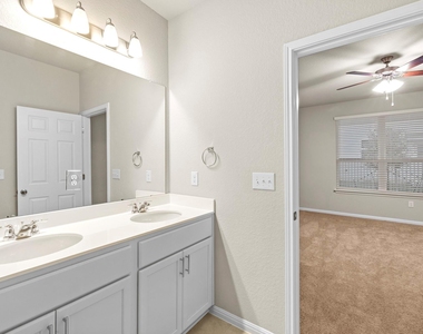 1156 Autumn Heather Dr - Photo Thumbnail 14
