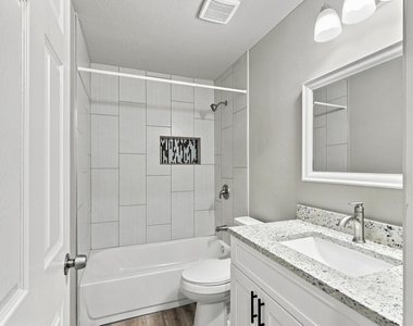 106 Hague St - Photo Thumbnail 9