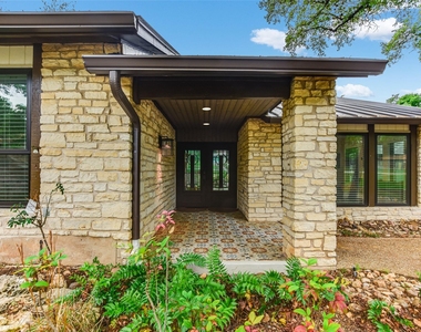 5101 Rain Creek Pkwy - Photo Thumbnail 2