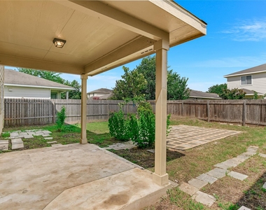 1628 Poppy Seed Ln - Photo Thumbnail 17