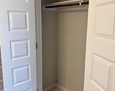 404 Black Opal Dr - Photo Thumbnail 26