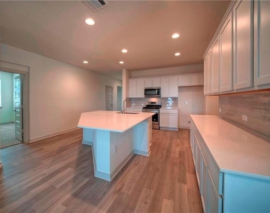 7920 City Top Blvd - Photo Thumbnail 8
