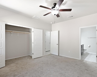 1733 Davidson Ranch Dr - Photo Thumbnail 17