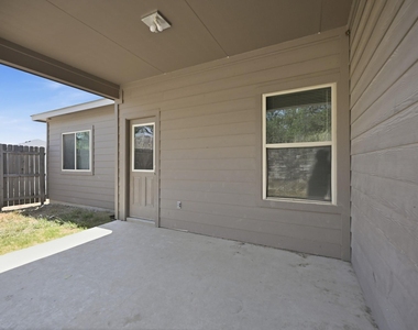 1733 Davidson Ranch Dr - Photo Thumbnail 29