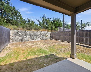 1733 Davidson Ranch Dr - Photo Thumbnail 31